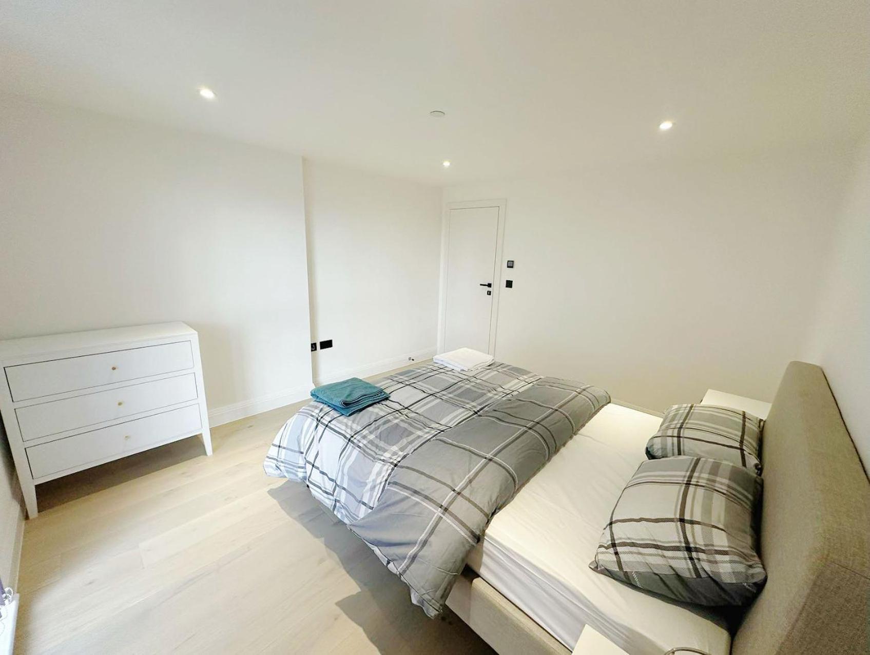 Luxury Modern Flat Near Center Apartman London Kültér fotó